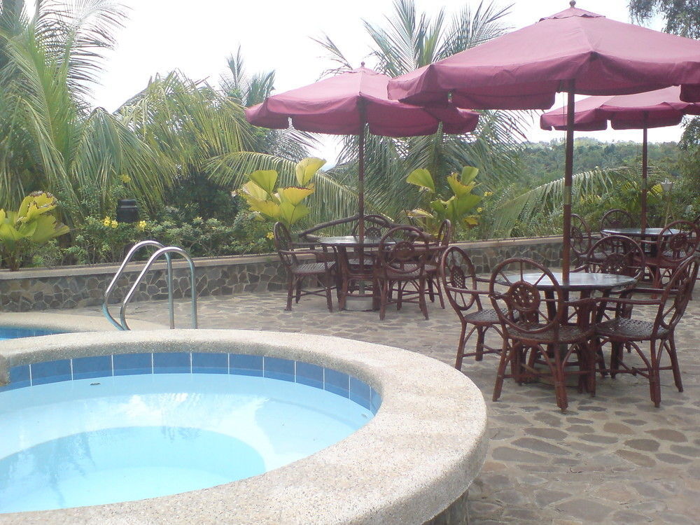 G'S Grand Resort And Convention Center Panglao-stad Buitenkant foto