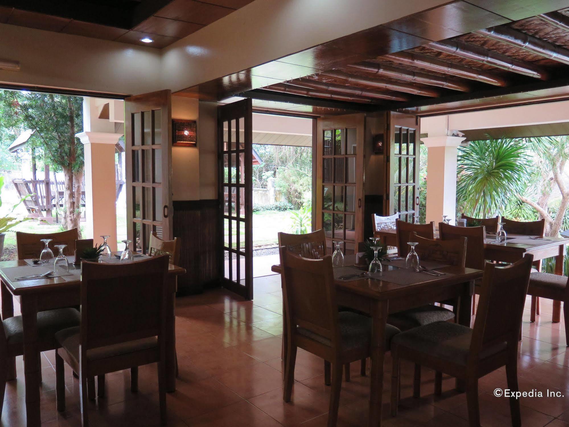 G'S Grand Resort And Convention Center Panglao-stad Buitenkant foto