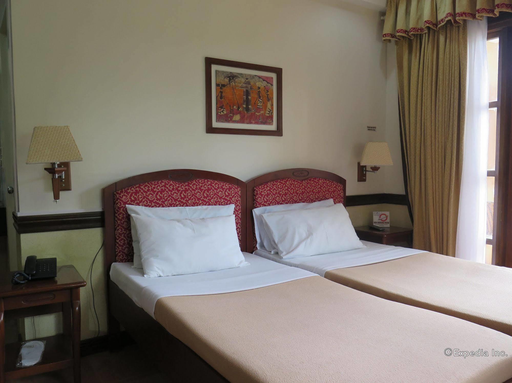 G'S Grand Resort And Convention Center Panglao-stad Buitenkant foto
