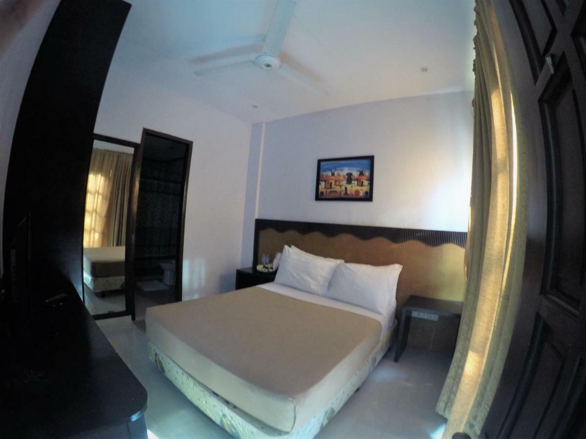 G'S Grand Resort And Convention Center Panglao-stad Buitenkant foto